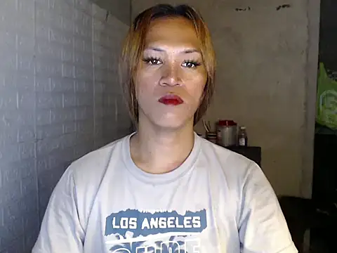 isabellabigcock06 live sex cam