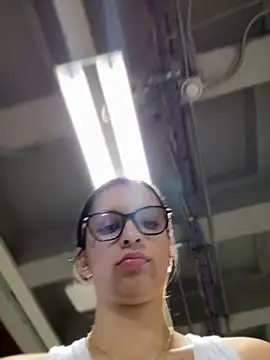 soy_sara7 (G young) - Striptease in university