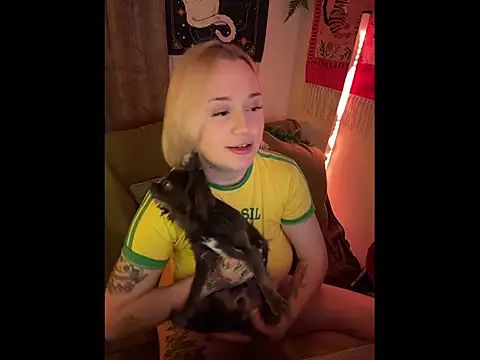 MCThroatGoat Live Webcam on Stripchat