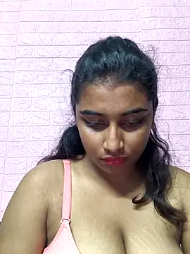 horny_tenager (F teen) - Buy a lipstick