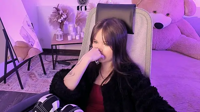 elainebeness - Elainebeness's free webcam