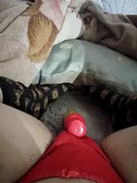 almas-arabic - Almas-arabic's free webcam