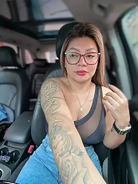 DIANITA_1988 Live Webcam on Stripchat