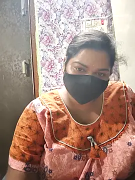 Webcam Model (Liyaa_24)  is live.Free join now!