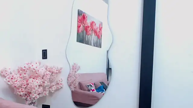 pinky_f00x - Pinky_f00x's free webcam - UK Sex Cams