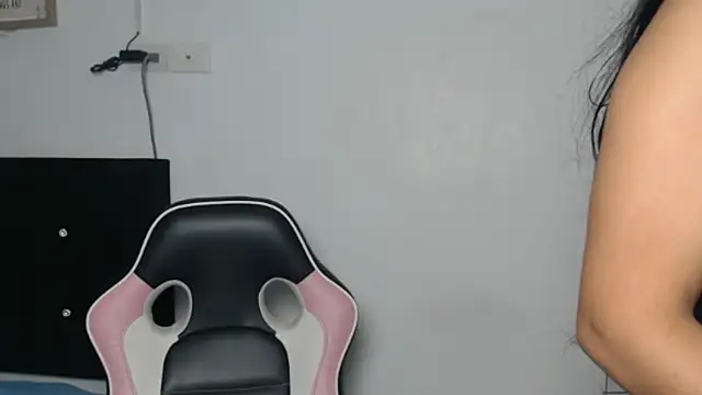 alejandrascott - AlejandraScott's free webcam - UK Sex Cams