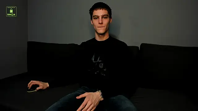 adam_porrter (M young) - buzz my ass until i cum :D