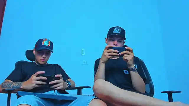 Thomas-Wil live sex cam