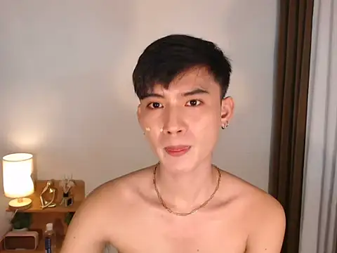 asian_dai (M young) - JUST WANT MY DAY HAPPY AND FUN.