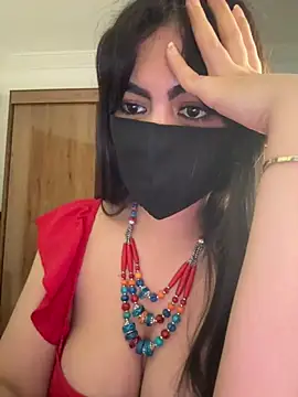 Hot-Sarah-arab