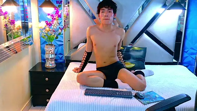 isaacnovaa - IsaacNovaa's free webcam - UK Sex Cams