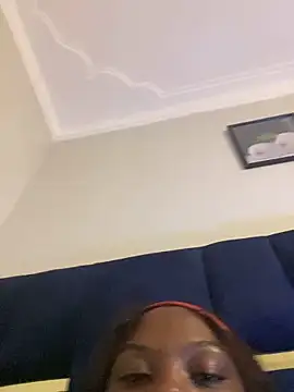 dellah27 (F young) - Finger +squirts 🤭🌹🌹