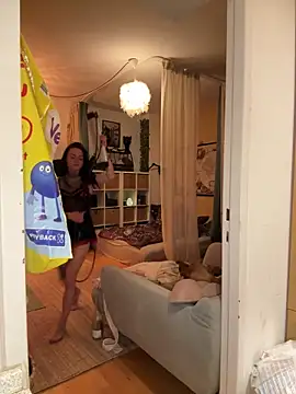 skinnylilly (F young) - 🖤 Dildo Ride