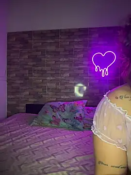 mysterysexx - MysterySexx's free webcam - UK Sex Cams