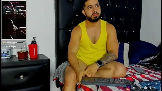 mikeblaree (M young) - desnudo masturbacion💪🔥