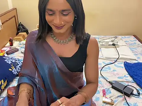 luvlayla - LuvLayla's free webcam - UK Sex Cams