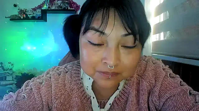 shaddycute_ (F milf) - MAKE ME HAPPY WITH LOTS OF LOVE 💙