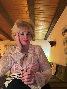 boloshkablonda (Ask my age) - villa