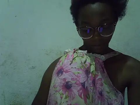 elianehot (F young) - hello guys 30tkn flash