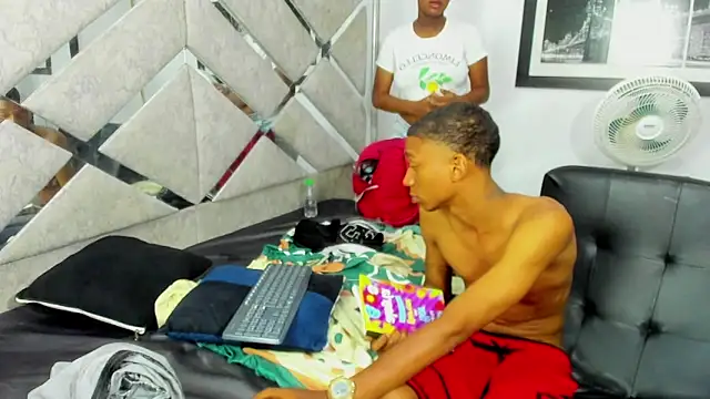 evaxemma (Ask my age) - Fuck doggy-style and cum on her face.