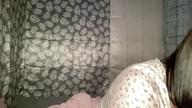 exotic_alyssa69 (T young) - make me happy here