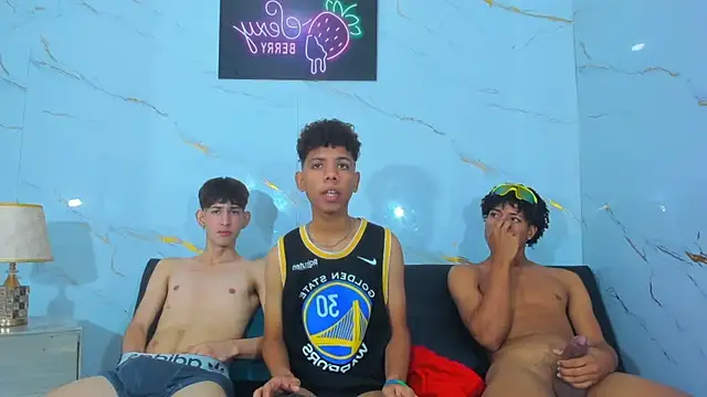 room_hot_1 (Ask my age) - ⚡️10 sparking⚡️