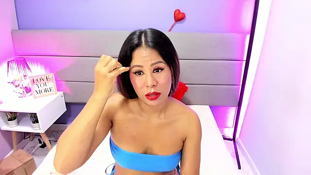 Ashleyyrobert live sex cam