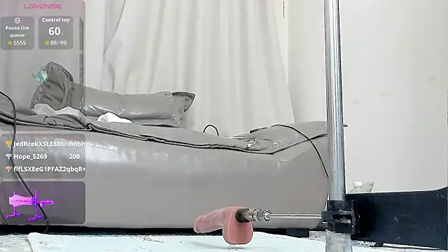 fox-yiyi live sex cam