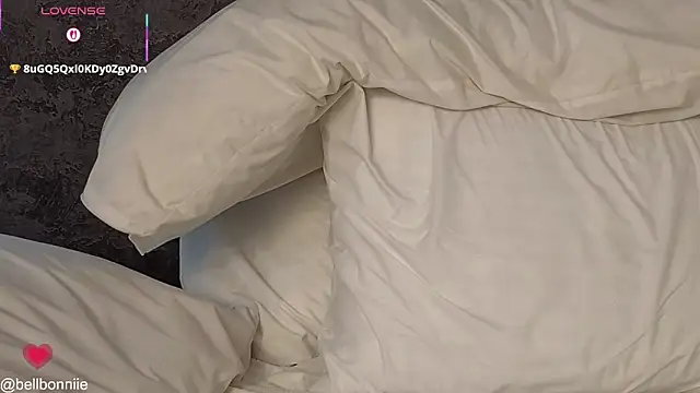 belllbonniie webcam