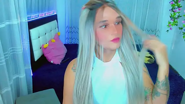 TaylorMon Live Webcam on Stripchat