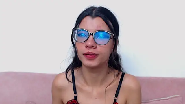 pinky_f00x - Pinky_f00x's free webcam - UK Sex Cams