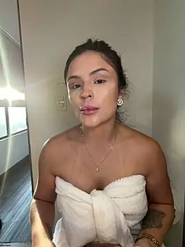 sofiagomez444 (F young) - Make me wet and horny 🥲💦