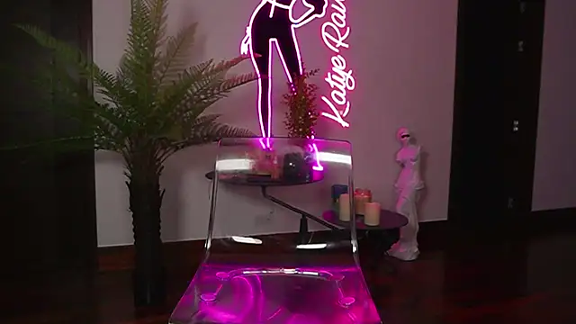 Katyerave live sex cam