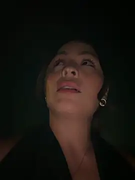 Webcam Model (SofiaGomez444)  is live.Free join now!