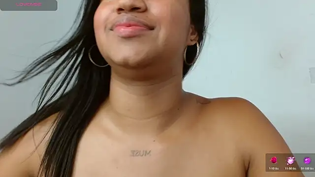 alexa_priincess (F teen) - Show sexy oil🔥🔥🔥🔥😈😈