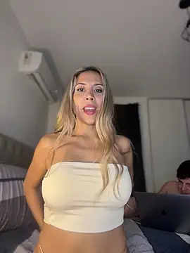 iam_sofia__ live sex cam