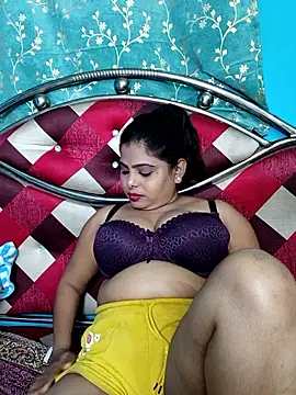 Webcam Model (horny_ria123)  is live.Free join now!