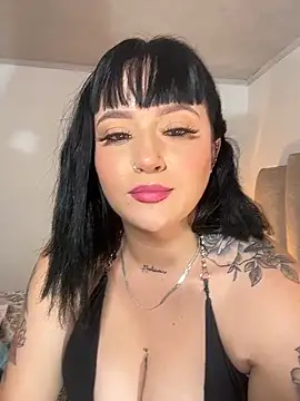 emily_acorn from StripChat is Freechat