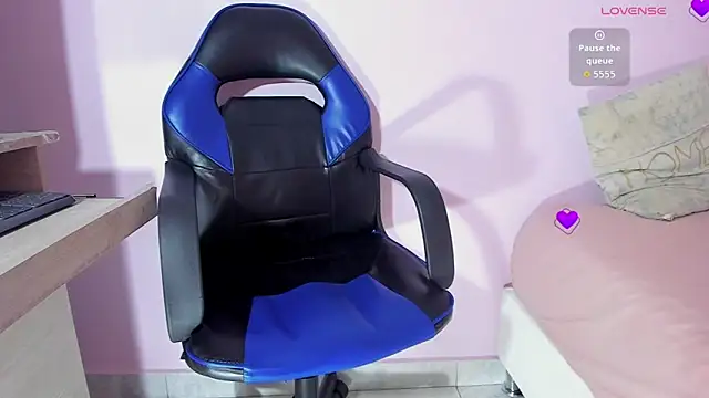 cielo_banks - CIELO_BANKS's free webcam - UK Sex Cams