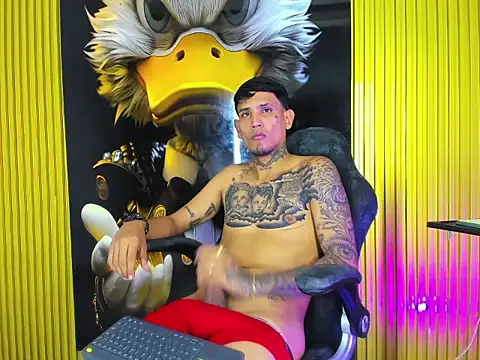 winsord_bigcock - Winsord_Bigcock's free webcam - UK Sex Cams