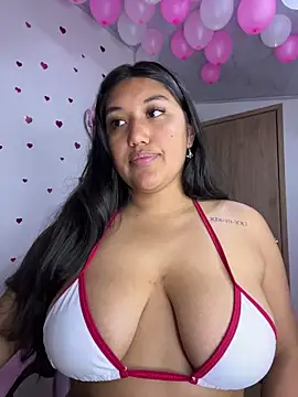 Webcam Model (SharaRous)  is live.Free join now!