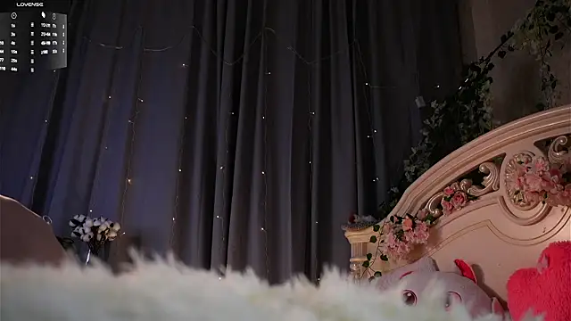 edlinalliston (F teen) - Gift my pussy first orgasm today <3