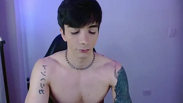 h3ll_b0i (M young) - hii🥵