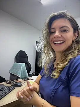 alicee16 live cam profile