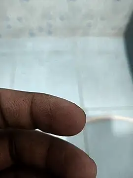 leon_hot33 (Ask my age) - Dirty talk