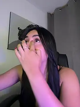 Webcam Model (isabella_jade)  is live.Free join now!