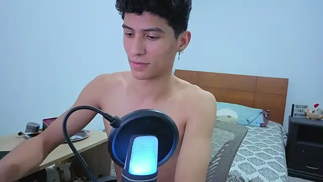 LuClawthorne_ live sex cam