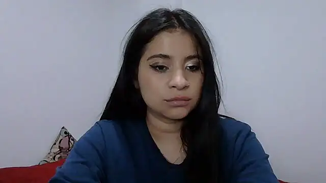 Webcam Model (ValerieLove_)  is live.Free join now!