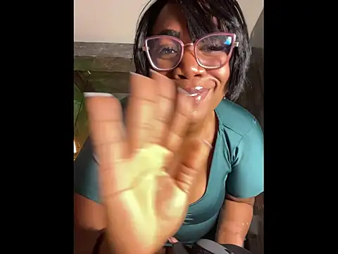 aranzalatinblaks1 (F milf) - squirt