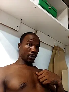 ndodemnyama@xh (Ask my age) - Pay rent